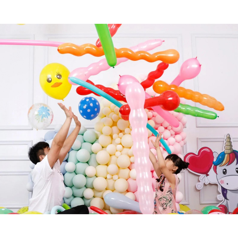 بالونات قابلة للنفخ على شكل حي - مراجعة Balloon Pump Hand وسعره